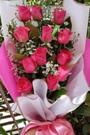 Stan 12pcs Roses